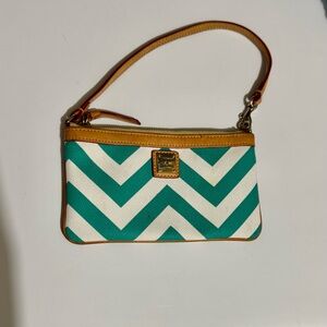 Dooney & Bourke Teal and Cream Chevron Wristlet